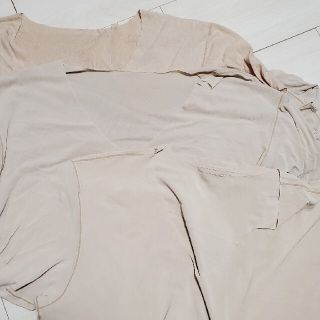 ユニクロ(UNIQLO)のユニクロ　メンズ　シームレスインナー　4枚　Lサイズ　肌色(その他)