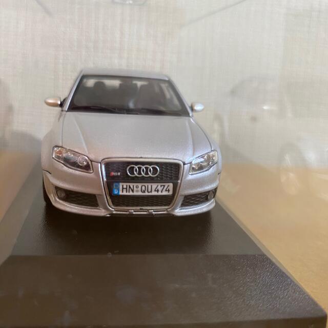 AUDI(アウディ)のアウディ RS4  Audi collection エンタメ/ホビーのおもちゃ/ぬいぐるみ(ミニカー)の商品写真