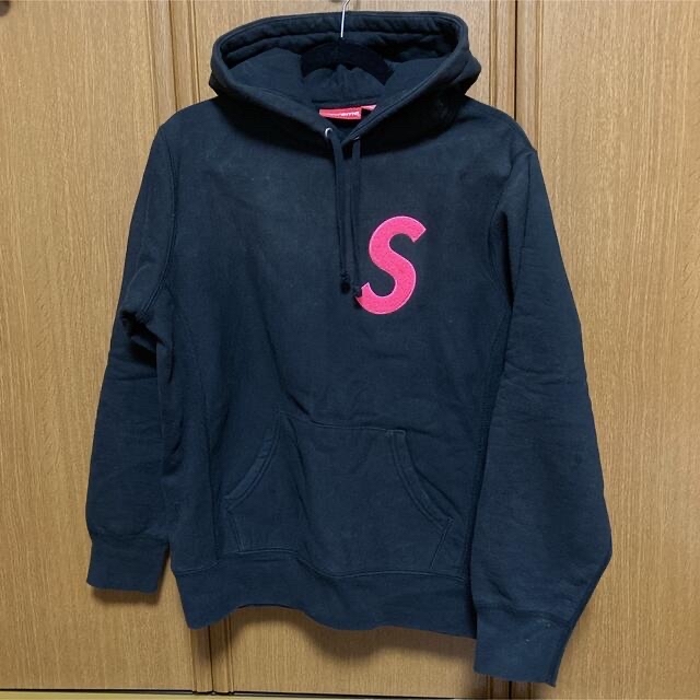 supremeパーカーフーディーS