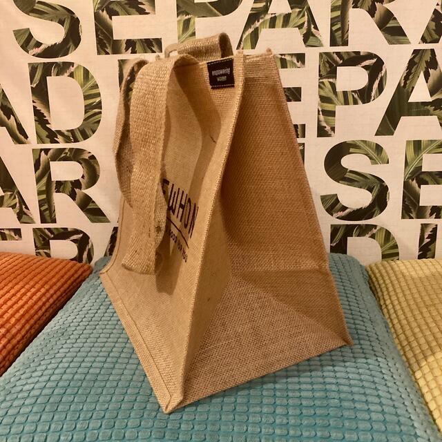 新品 Erewhon Market ジュートバッグ エコバッグ ベージュの通販 新品 Erewhon Market ジュートバッグ エコバッグ ベージュの通販