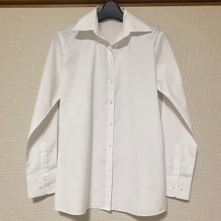 アオヤマ(青山)のLES  MUES  開襟ブラウス　ほぼ未使用(シャツ/ブラウス(長袖/七分))