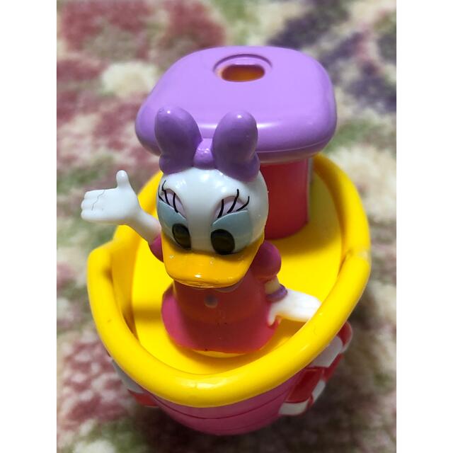 Disney(ディズニー)のデイジーダック ミニカー エンタメ/ホビーのおもちゃ/ぬいぐるみ(ミニカー)の商品写真