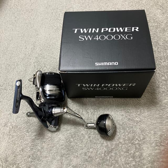 SHIMANO(シマノ)のTWIN POWER SW4000XG ツインパワー　シマノ スポーツ/アウトドアのフィッシング(リール)の商品写真