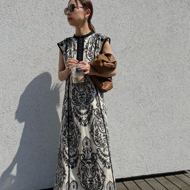 アメリヴィンテージ　DAMASK EMBROIDERY LINEN DRESS