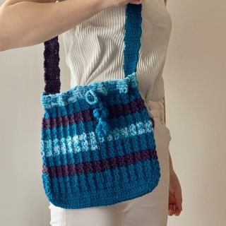 ニット　ショルダーバック　ハンドメイド(バッグ)