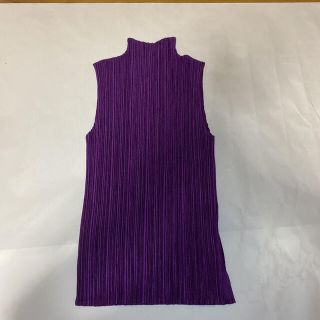 プリーツプリーズイッセイミヤケ(PLEATS PLEASE ISSEY MIYAKE)のイッセイミヤケ プリーツプリーズ　トップス ノースリーブ　タンクトップ(カットソー(長袖/七分))