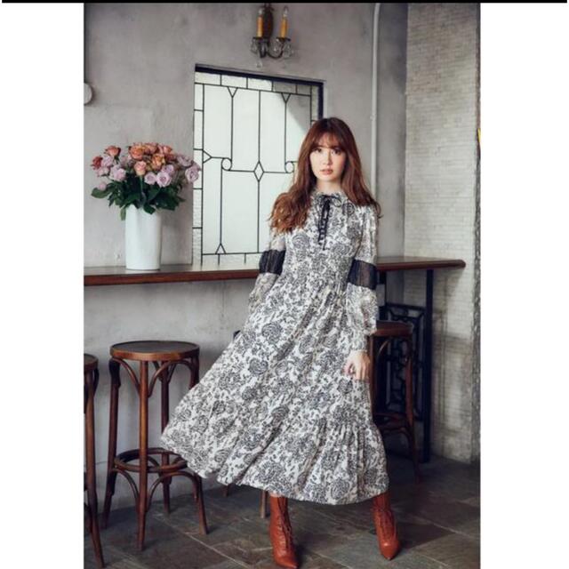 Her lip to(ハーリップトゥ)のHerlipto Winter Floral Long-sleeve Dress レディースのワンピース(ロングワンピース/マキシワンピース)の商品写真