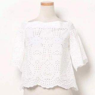 ジルスチュアート(JILLSTUART)のジルスチュアート　レース　トップス　ブラウス(シャツ/ブラウス(長袖/七分))