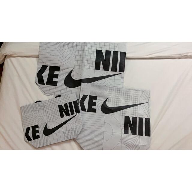 NIKE(ナイキ)の韓国 NIKE ナイロンバッグS レディースのバッグ(ショルダーバッグ)の商品写真