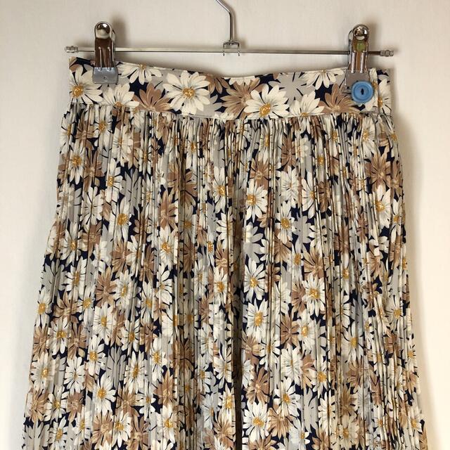 古着　昭和レトロ　デイジー柄プリーツスカート　花柄 レディースのスカート(ロングスカート)の商品写真