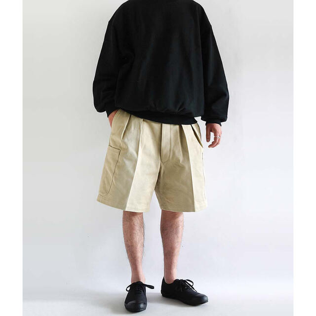 neat katsuragi cargo shorts beige L メンズのパンツ(ショートパンツ)の商品写真