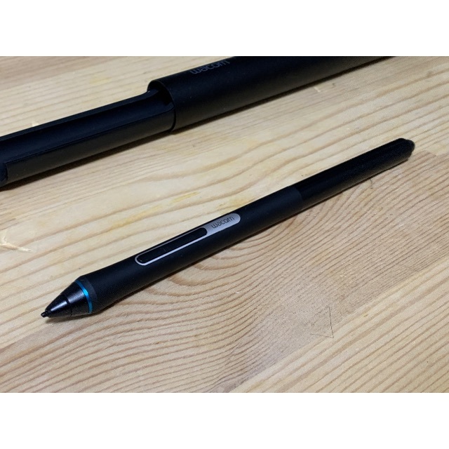 新品に近い ワコム Wacom Pro Pen 2シリーズ スマホ/家電/カメラのスマホ/家電/カメラ その他(その他)の商品写真