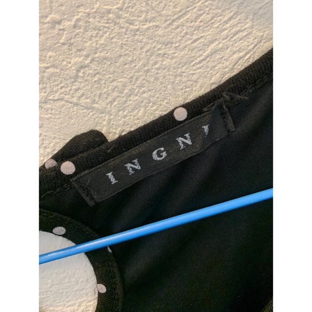 INGNI(イング)のINGNI ブラック　ドットワンピース レディースのワンピース(ミニワンピース)の商品写真