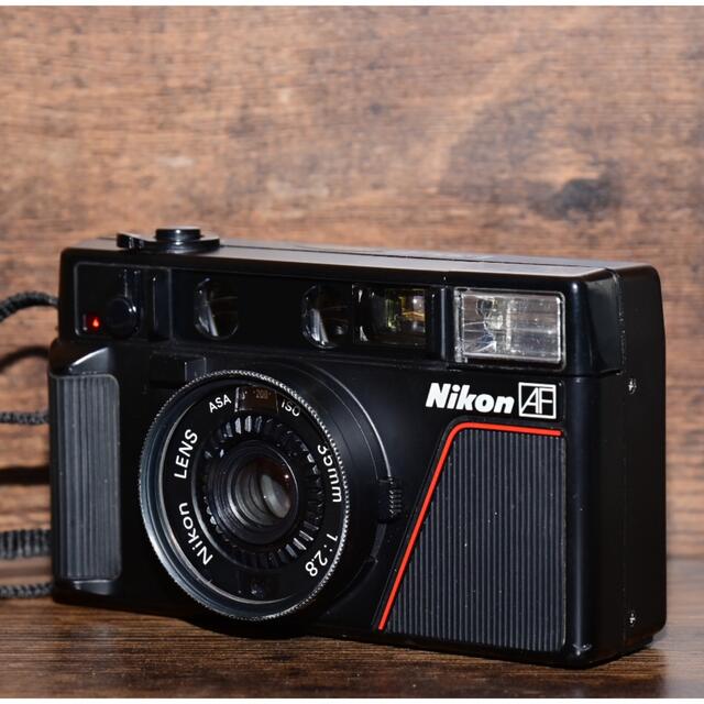 フィルムカメラ NIKON L35AF 実用感動品 ウクライナ巡り米国 スマホ