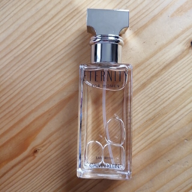 Calvin Klein(カルバンクライン)のCalvin Klein ETERNITY オーフレッシュオードパルファム コスメ/美容の香水(香水(女性用))の商品写真