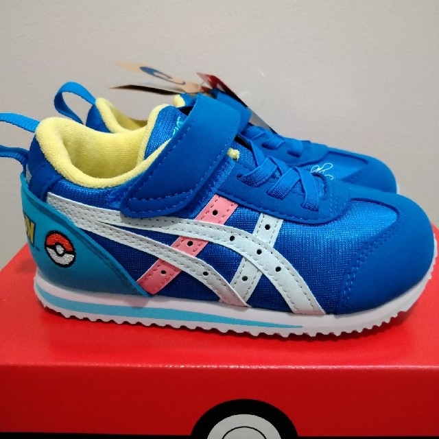 asics(アシックス)の【新品未使用】アイダホミニ　ポケモン　ゲッコウガ キッズ/ベビー/マタニティのキッズ靴/シューズ(15cm~)(スニーカー)の商品写真