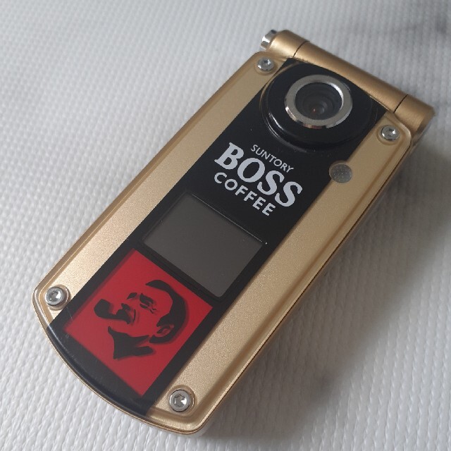 NTTdocomo(エヌティティドコモ)のBOSS ガラケー　携帯　希少 スマホ/家電/カメラのスマートフォン/携帯電話(携帯電話本体)の商品写真