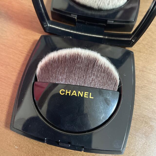 CHANEL(シャネル)のブラッシュ ルミエール ブラン ルシ コスメ/美容のベースメイク/化粧品(チーク)の商品写真