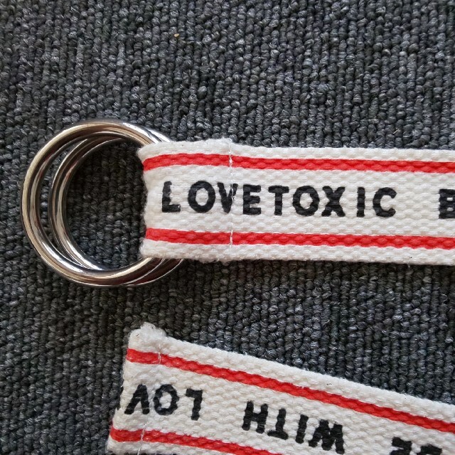 lovetoxic(ラブトキシック)のラブトキ🎵ベルト&サスペンダー キッズ/ベビー/マタニティのこども用ファッション小物(ベルト)の商品写真