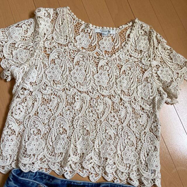 FOREVER 21(フォーエバートゥエンティーワン)のJILLデニム&レース Tシャツ レディースのトップス(Tシャツ(半袖/袖なし))の商品写真