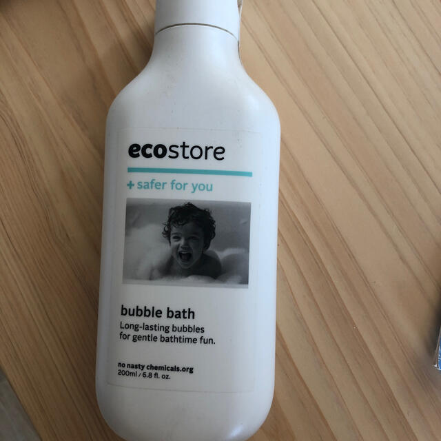 Cosme Kitchen(コスメキッチン)のeco store バブルバス エコストア  200ml コスメ/美容のボディケア(入浴剤/バスソルト)の商品写真