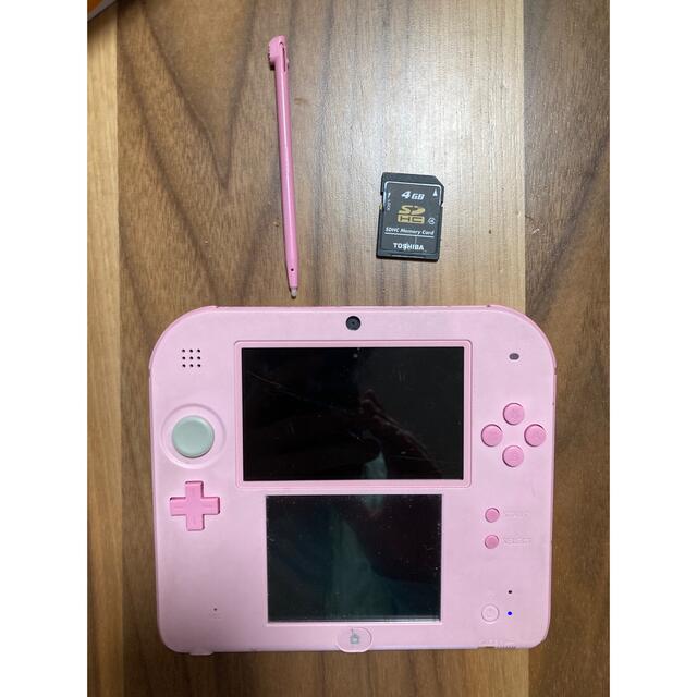 ニンテンドー2DS(ニンテンドー2DS)の【ジャンク】ニンテンドー2DS ピンク エンタメ/ホビーのゲームソフト/ゲーム機本体(携帯用ゲーム機本体)の商品写真