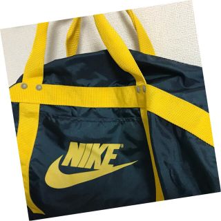 ナイキ(NIKE)のNIKE(ボストンバッグ)