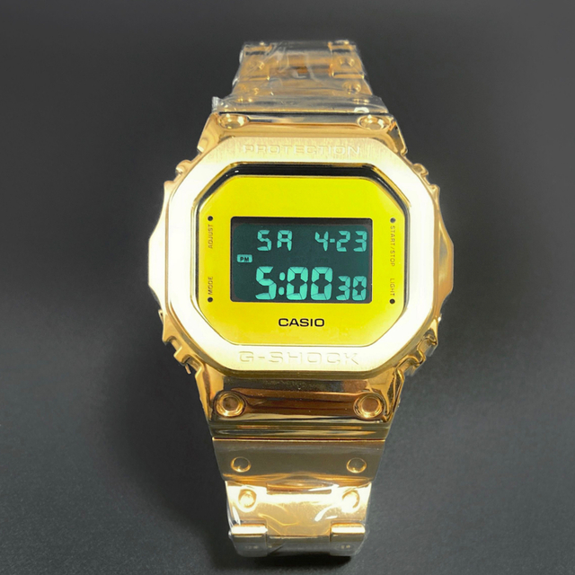 G-SHOCK(ジーショック)のG-SHOCK DW-5600 ゴールドステンレス カスタム CASIO メンズの時計(腕時計(デジタル))の商品写真