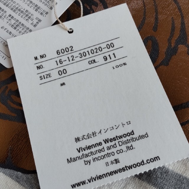 Vivienne Westwood(ヴィヴィアンウエストウッド)のサティアフレームTシャツ レディースのトップス(Tシャツ(半袖/袖なし))の商品写真