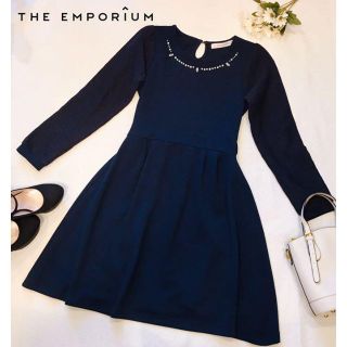 ジエンポリアム(THE EMPORIUM)の美品♡THE EMPOIIUM ジエンポリアム　袖レース　ワンピース　ネイビー(ひざ丈ワンピース)