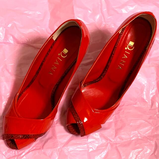 DIANA(ダイアナ)のDIANA ダイアナ パンプス ハイヒール 赤 レッド オープントゥ レディースの靴/シューズ(ハイヒール/パンプス)の商品写真