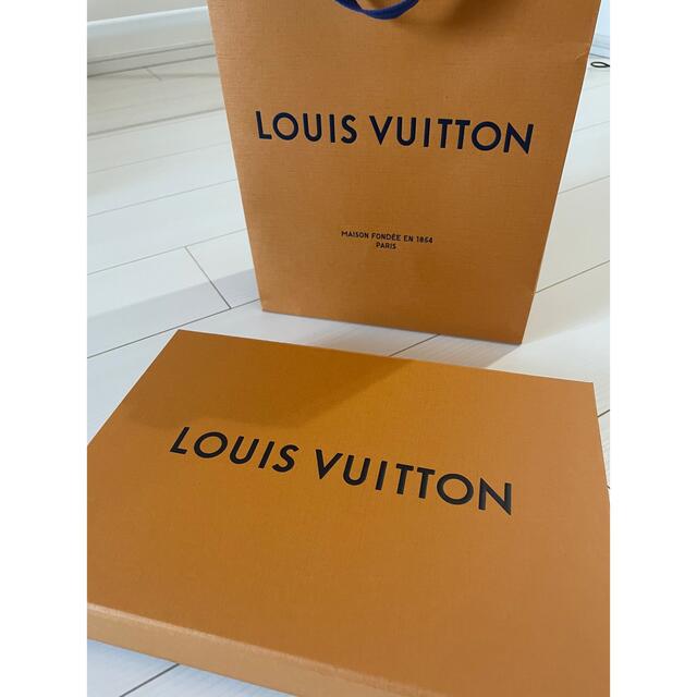 LOUIS VUITTON(ルイヴィトン)の未使用新品　モノグラムグラディエントTシャツ　売り切れ商品 メンズのトップス(Tシャツ/カットソー(半袖/袖なし))の商品写真