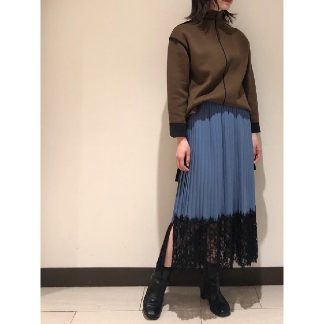 レディース ADORE - 美品 ADORE レーシーヘムプリーツスカート