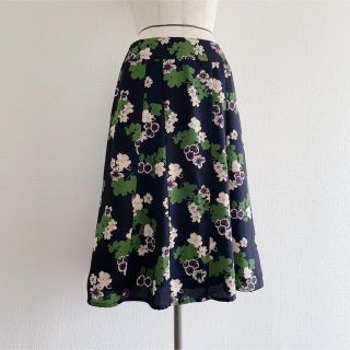 ローラアシュレイ(LAURA ASHLEY)のLAURA ASHLEY  ローラアシュレイ フラワーロングスカート 11号(ロングスカート)