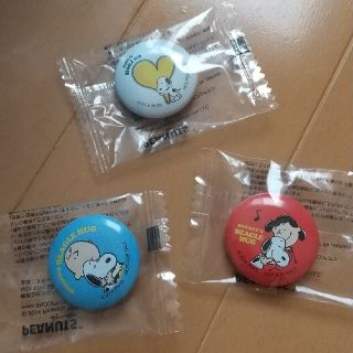 スヌーピー(SNOOPY)の【非売品】スヌーピー　缶バッジ(バッジ/ピンバッジ)