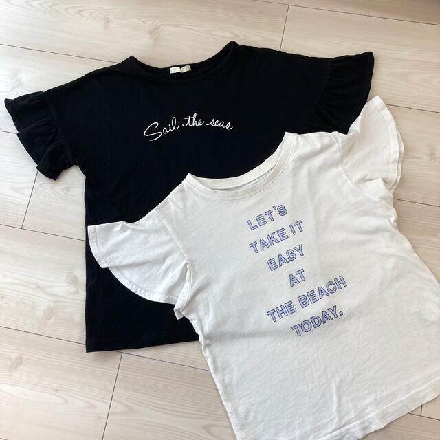 GU(ジーユー)の半袖シャツ2枚セット　130 キッズ/ベビー/マタニティのキッズ服女の子用(90cm~)(Tシャツ/カットソー)の商品写真