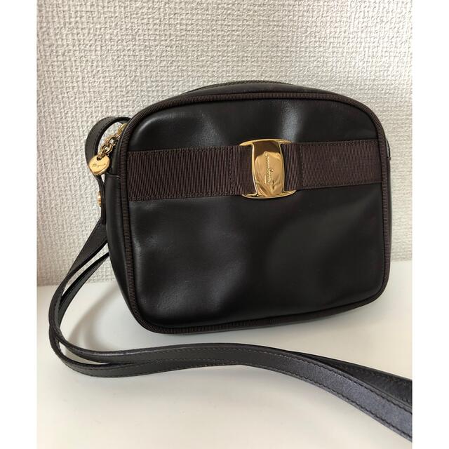 【Ferragamo】フェラガモ　ヴァラ　ショルダーバッグ