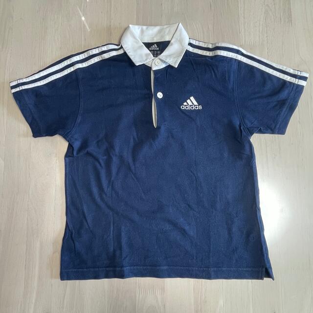 adidas(アディダス)のadidas/ポロシャツ/130/紺/ネイビー キッズ/ベビー/マタニティのキッズ服男の子用(90cm~)(Tシャツ/カットソー)の商品写真