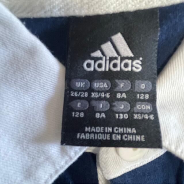 adidas(アディダス)のadidas/ポロシャツ/130/紺/ネイビー キッズ/ベビー/マタニティのキッズ服男の子用(90cm~)(Tシャツ/カットソー)の商品写真