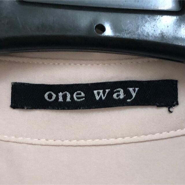 one*way(ワンウェイ)のoneway 淡いピンクベージュ カットソー M シャツ レディースのトップス(Tシャツ(半袖/袖なし))の商品写真