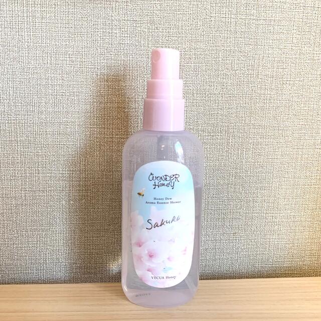 VECUA(ベキュア)のアロマエッセンスシャワー サクラ ＜ボディ・ヘア用コロン＞ 100mL    コスメ/美容のヘアケア/スタイリング(ヘアウォーター/ヘアミスト)の商品写真