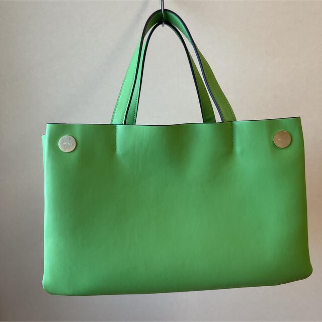 Mila Owen(ミラオーウェン)のミラオーウェン  トートバッグ　未使用品　グリーン　A4 レディースのバッグ(トートバッグ)の商品写真