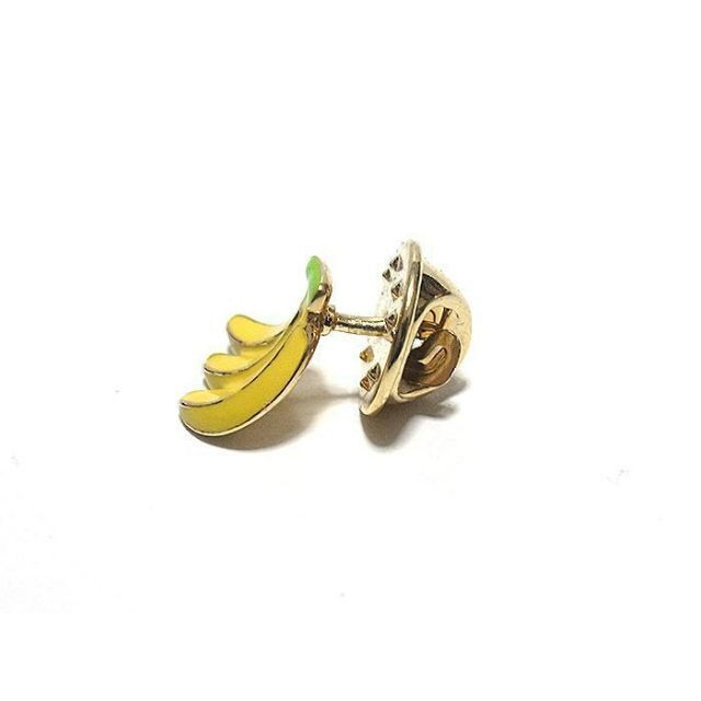 ラペルピン　ピンズ　バナナ　ばなな　フルーツ　果物　イエロー　bro-0341 レディースのファッション小物(その他)の商品写真