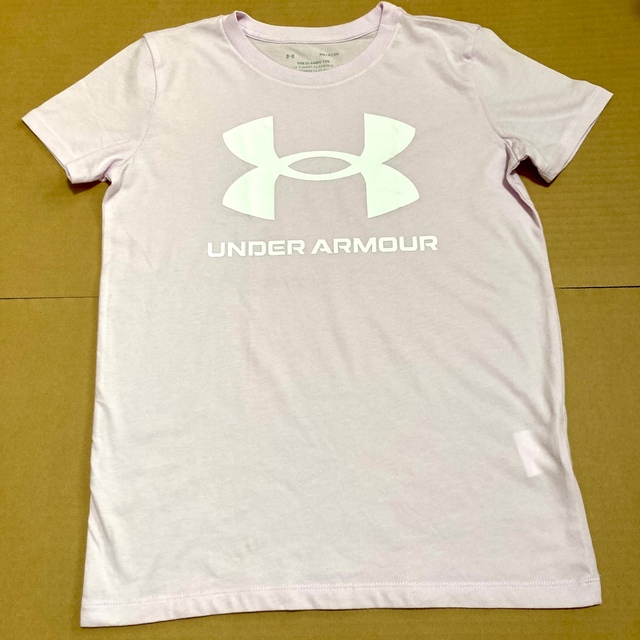 UNDER ARMOUR(アンダーアーマー)のUNDER ARMOUR・レディースTシャツ レディースのトップス(Tシャツ(半袖/袖なし))の商品写真