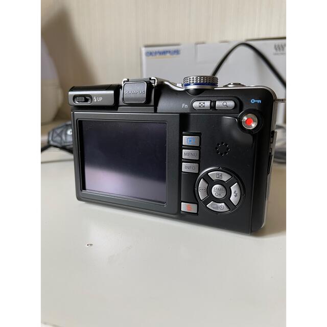 OLYMPUS(オリンパス)のOLYMPUS E−PL1 ズームキット BLACK スマホ/家電/カメラのカメラ(ミラーレス一眼)の商品写真