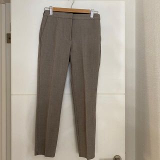 ザラ(ZARA)のZARA スラックス　S(クロップドパンツ)