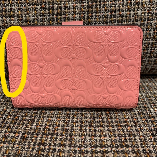 COACH(コーチ)の専用　本体のみ　二つ折り　ピンクエナメル レディースのファッション小物(財布)の商品写真