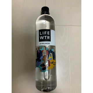 ライフウォーター　LIFE WTR LIFEWATER  1000ml ボトル(登山用品)
