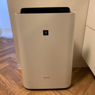 シャープ(SHARP)のSHARP KC-E70-W シャープ　プラズマクラスター(空気清浄器)