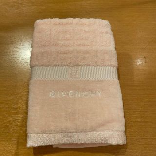 ジバンシィ(GIVENCHY)のジバンシィタオルハンカチピンク(ハンカチ)